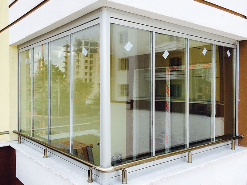 Cam Balkon